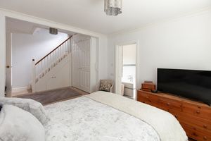 Bedroom- click for photo gallery